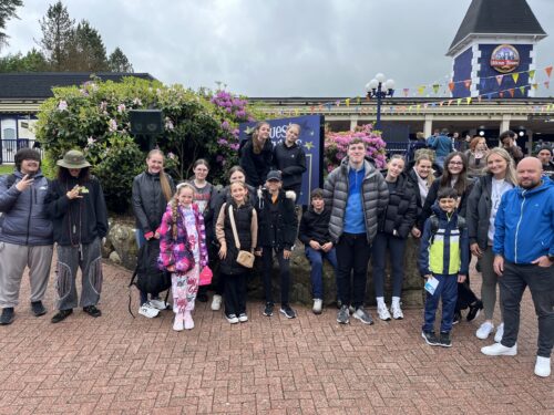 Sibling support - alton towers trip